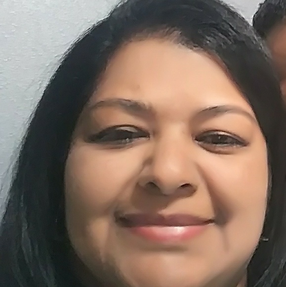 Meet your Posher, Natalia - Picture 1 of 1